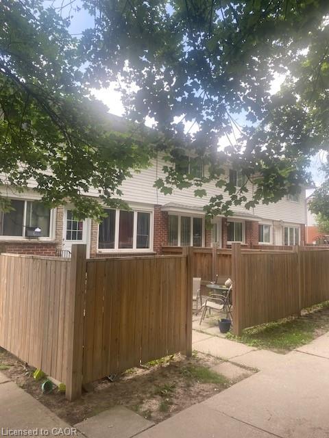 58-hazelglen-drive-kitchener-ontario-40835295
