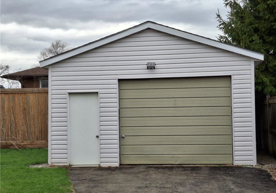 56-balmoral-drive-brantford-ontario-40835299