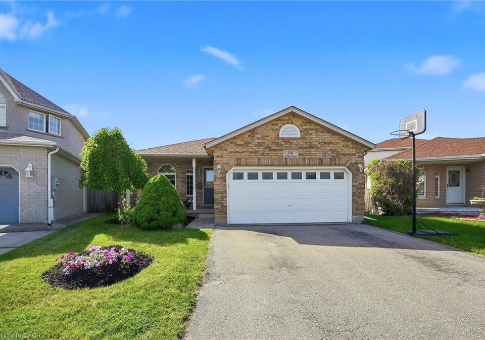 26-kelly-court-guelph-ontario-40835358