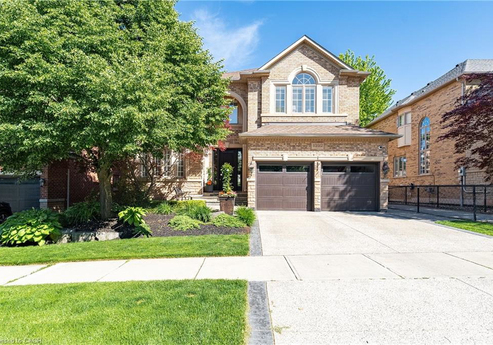 1392-clearwater-crescent-oakville-ontario-40835364