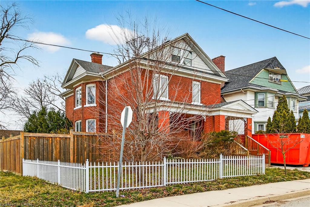 4637-ellis-street-niagara-falls-ontario-40835381