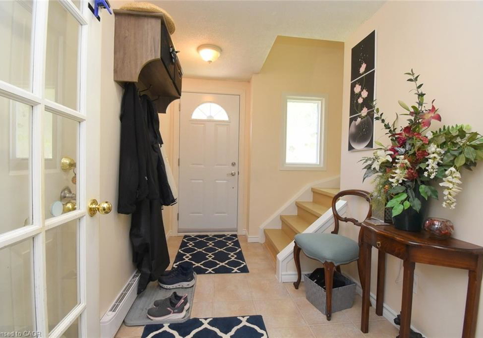 1255-upper-gage-avenue-hamilton-ontario-40835386