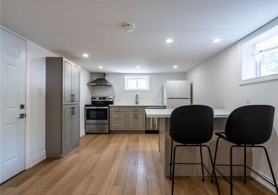 111-west-32nd-street-hamilton-ontario-40835387