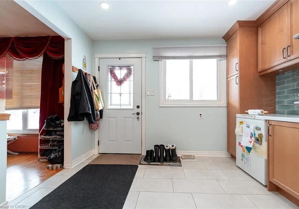 37-kinrade-avenue-e-hamilton-ontario-40835392