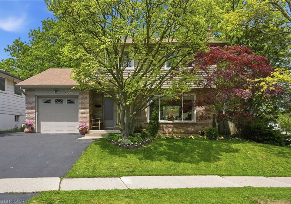 1381-majestic-drive-burlington-ontario-40835403