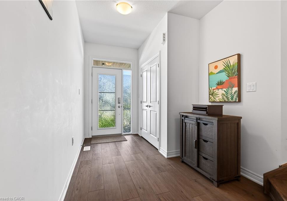 225-longboat-run-brantford-ontario-40835406