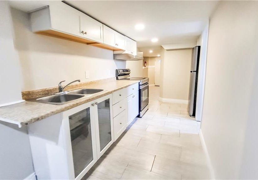1546-king-street-e-kitchener-ontario-40835422