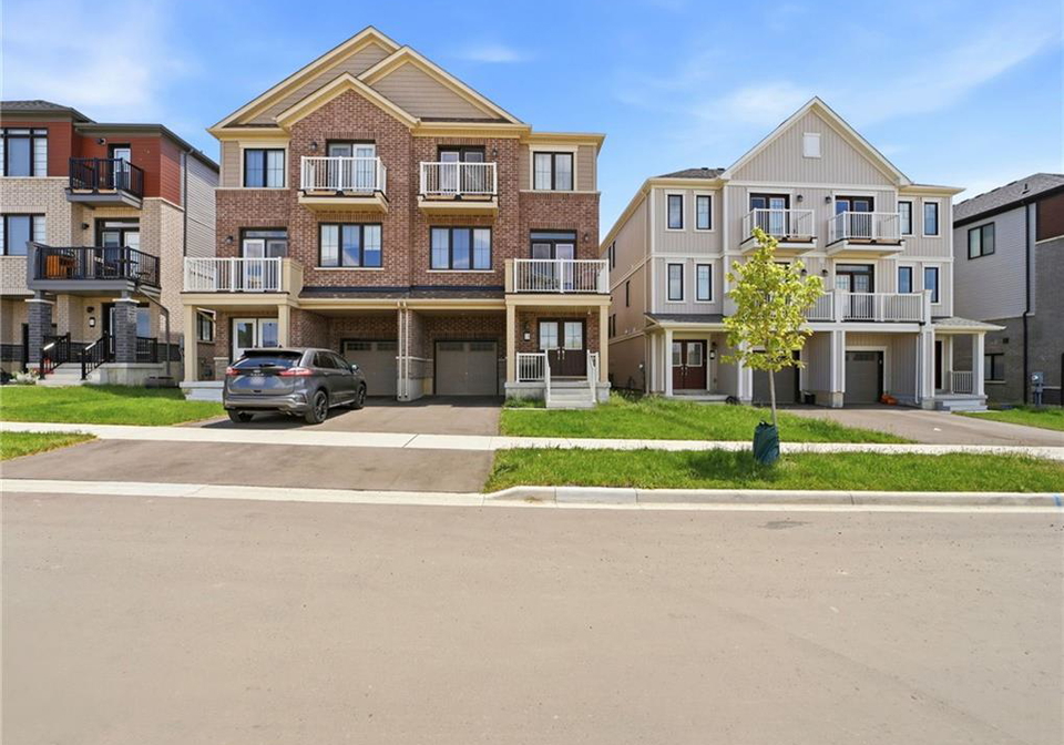 15-central-market-drive-caledonia-ontario-40835436