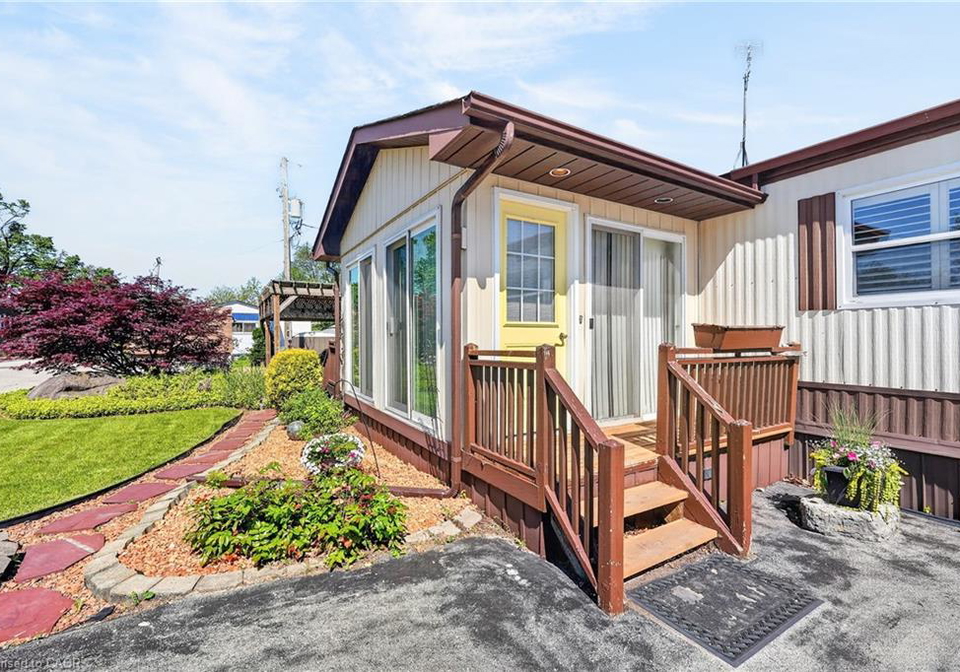 4450-david-lane-beamsville-ontario-40835456