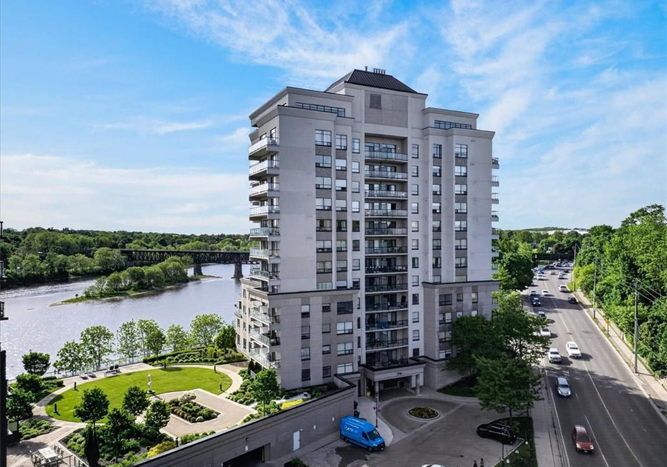 170-water-street-n-cambridge-ontario-40835457