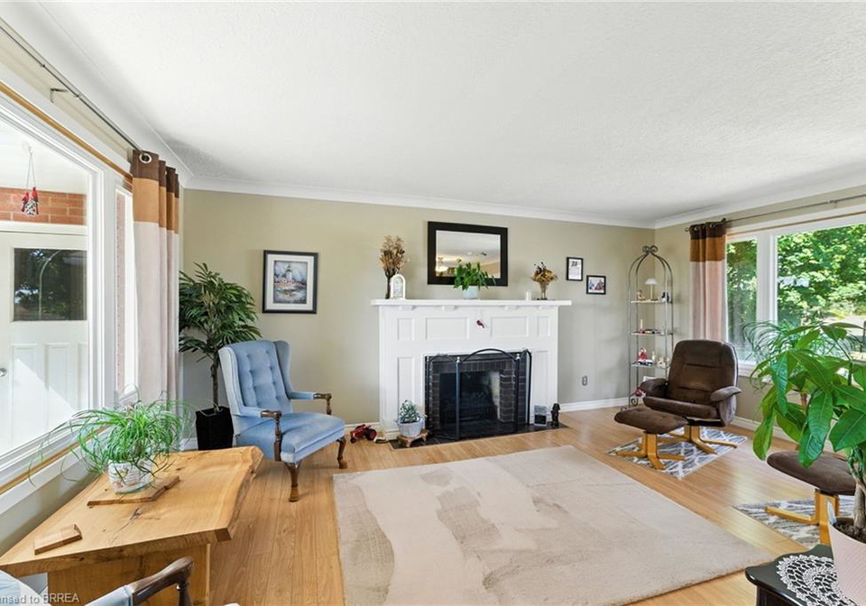 207-robinson-road-brantford-ontario-40835463
