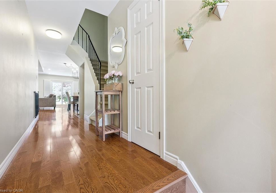 2301-cavendish-drive-burlington-ontario-40835505