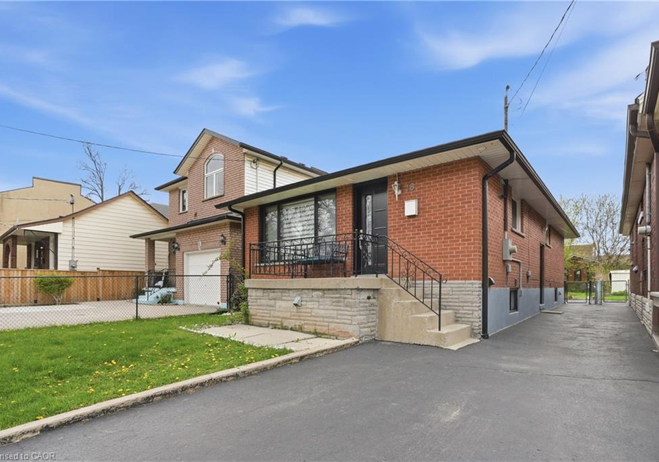 18-ferrie-street-w-hamilton-ontario-40835506