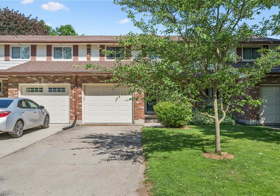 3-13-centre-street-elmira-ontario-40835515