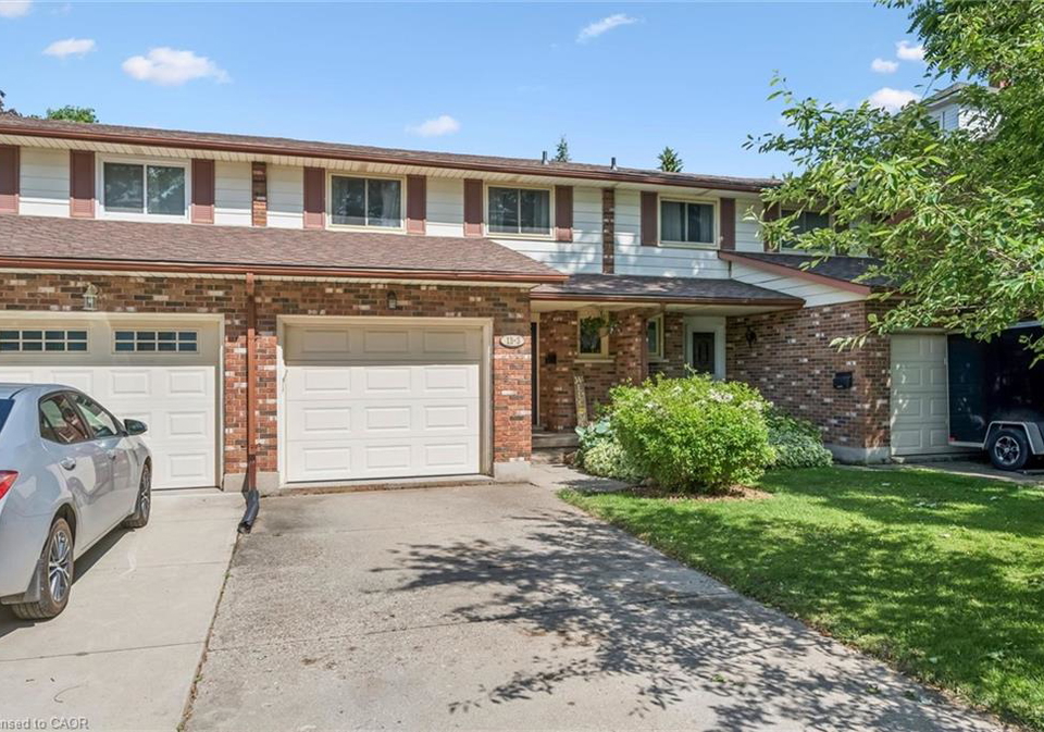 3-13-centre-street-elmira-ontario-40835515