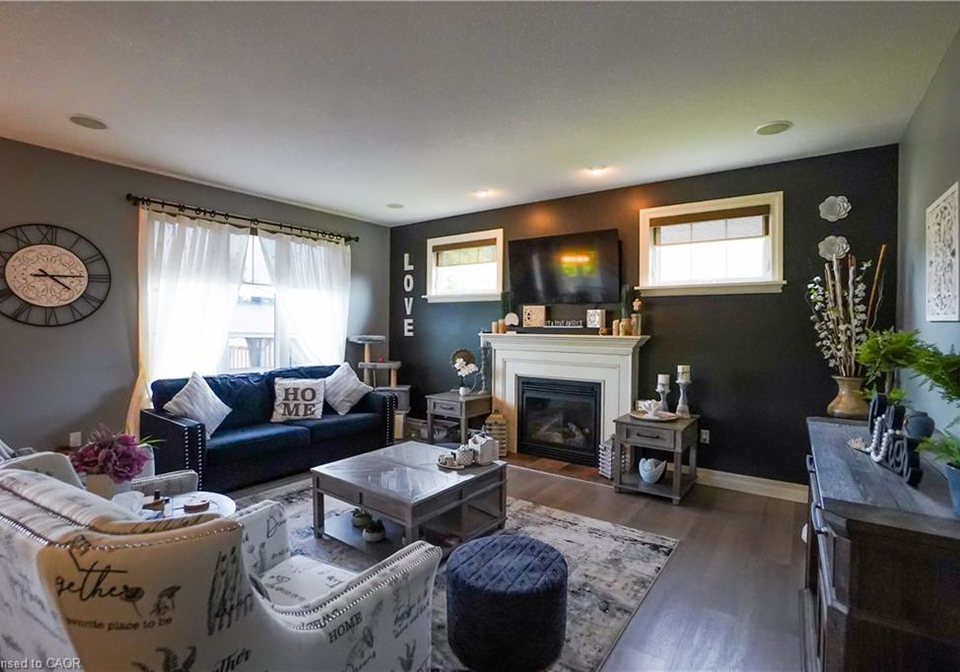 365-poldon-drive-norwich-ontario-40835526