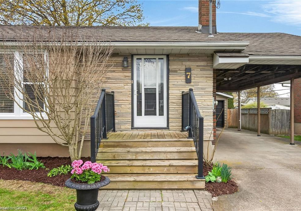 7-coral-drive-st-catharines-ontario-40835527