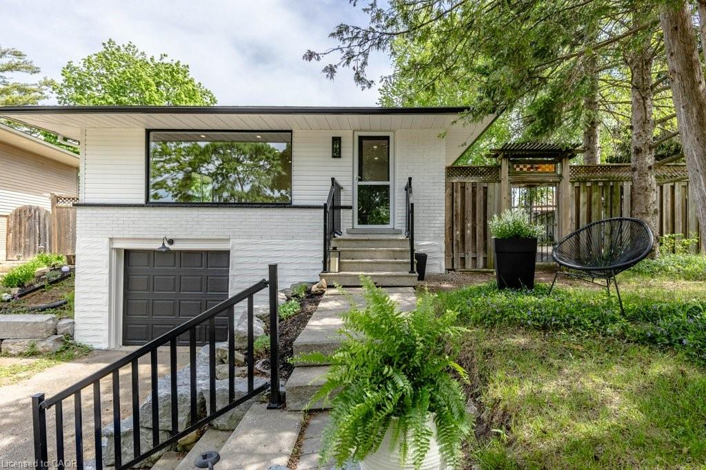 22-charlotte-crescent-kitchener-ontario-40835530