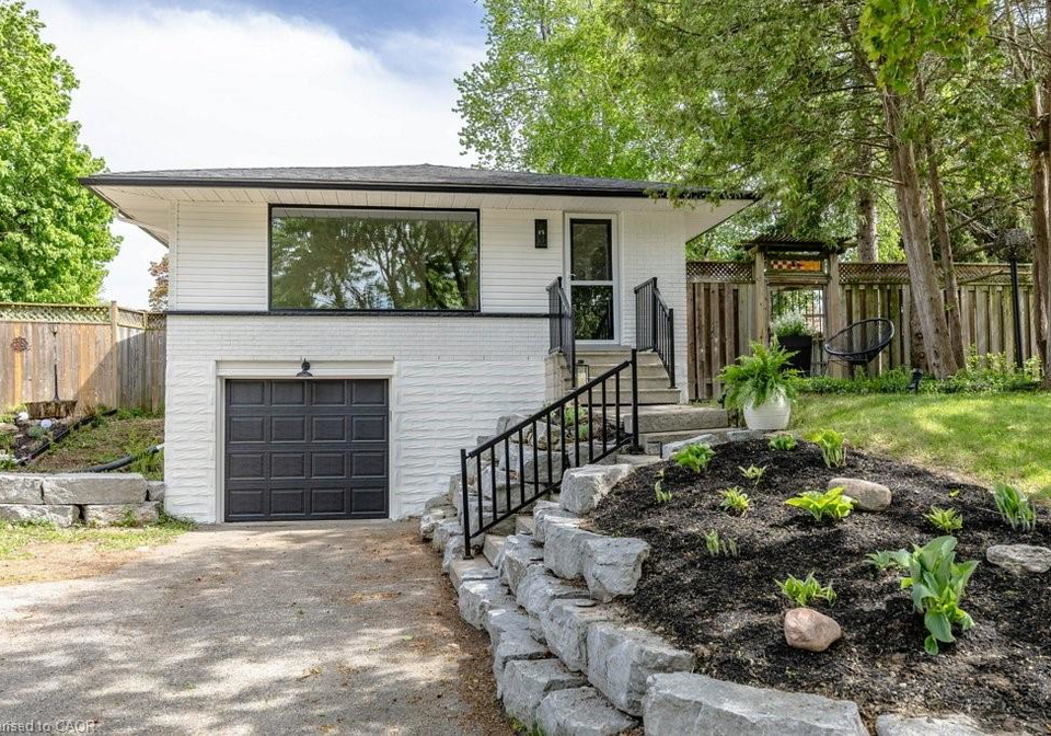 22-charlotte-crescent-kitchener-ontario-40835530