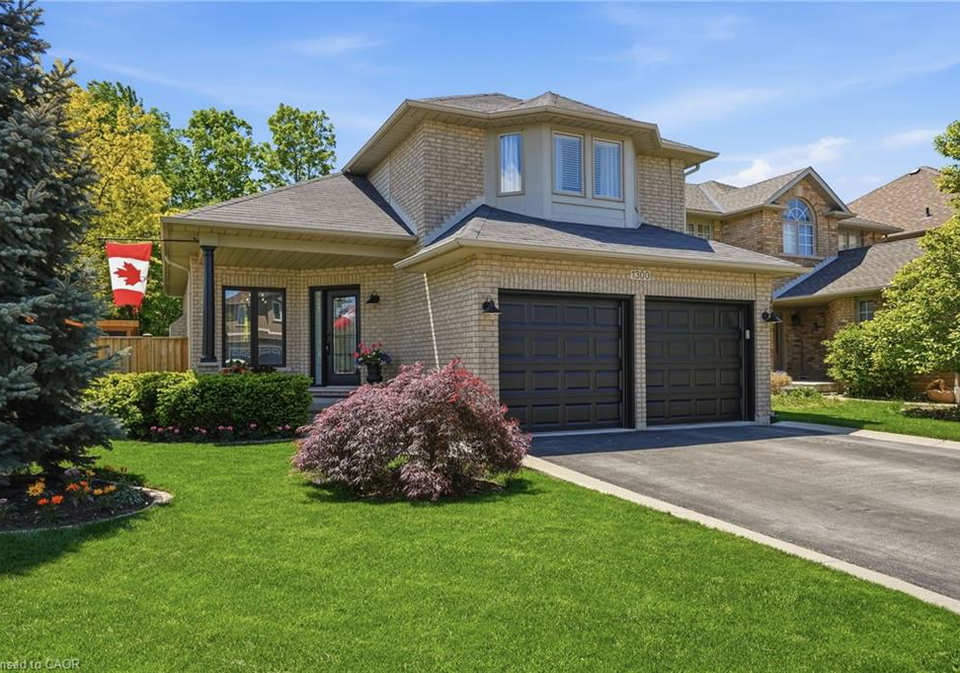 1300-silvan-forest-drive-burlington-ontario-40835533