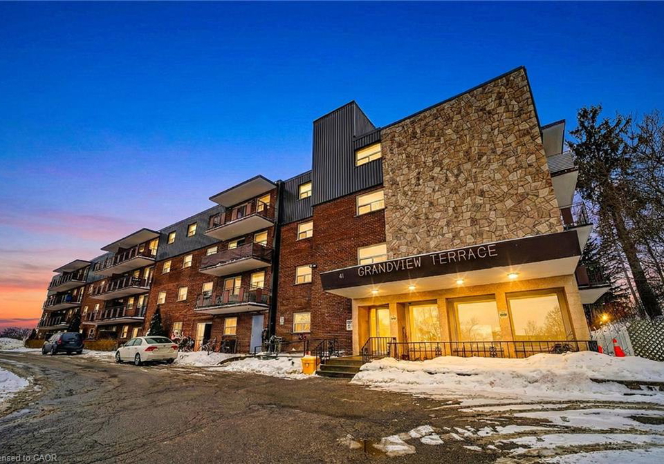 41-sutherland-street-w-caledonia-ontario-40835537