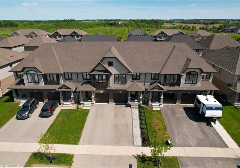 28-isaac-street-elmira-ontario-40835553