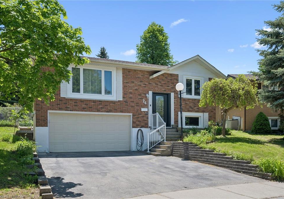 24-devonglen-court-kitchener-ontario-40835560