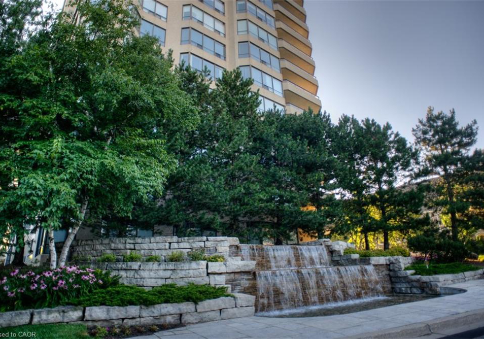 6-willow-street-waterloo-ontario-40835638