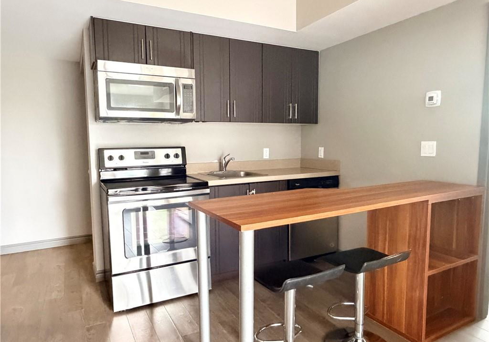 321-spruce-street-waterloo-ontario-40835641