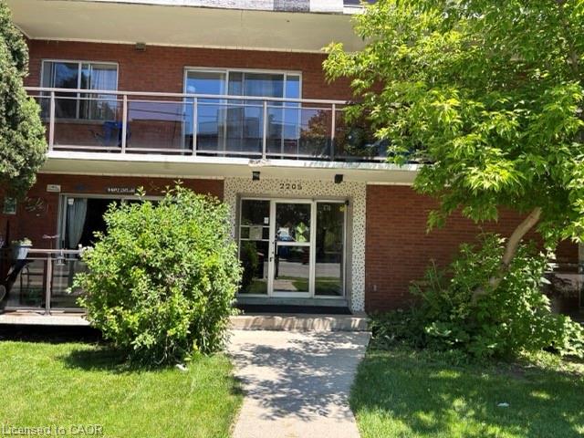 2205-king-street-e-hamilton-ontario-40835652
