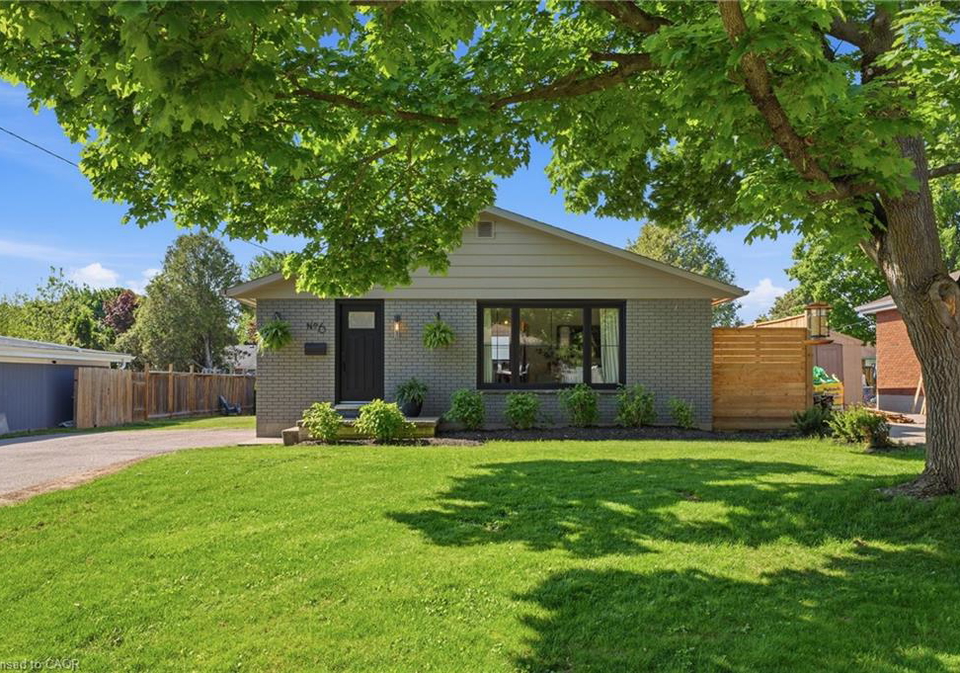 6-mccammon-street-paris-ontario-40835670