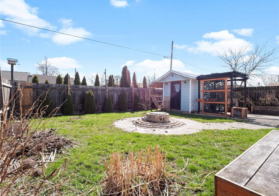 379-southworth-street-s-welland-ontario-40835681