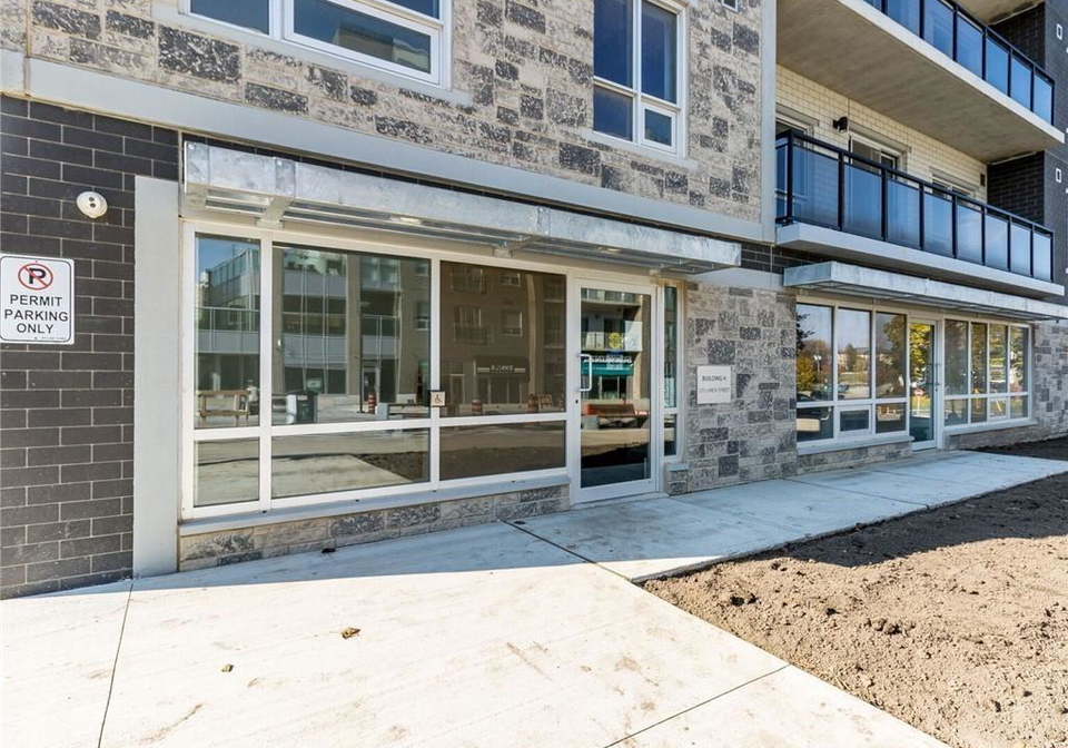 208-275-larch-street-waterloo-ontario-40835684