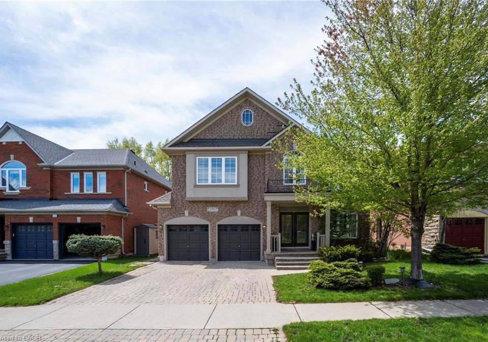 2461-whistling-springs-crescent-oakville-ontario-40835685