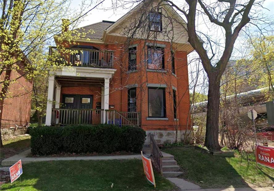 16-st-josephs-drive-hamilton-ontario-40835704