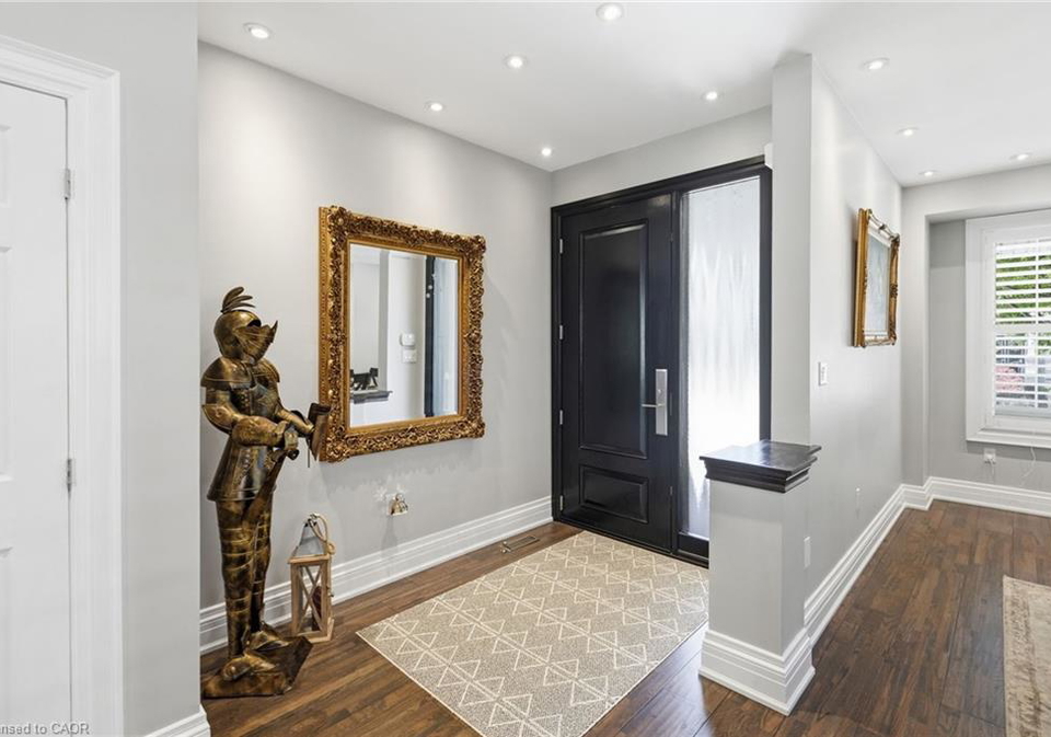 418-montreal-circle-stoney-creek-ontario-40835705