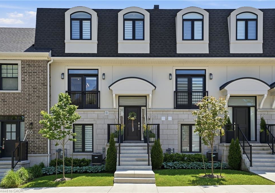 24-willow-bank-common-st-catharines-ontario-40835710