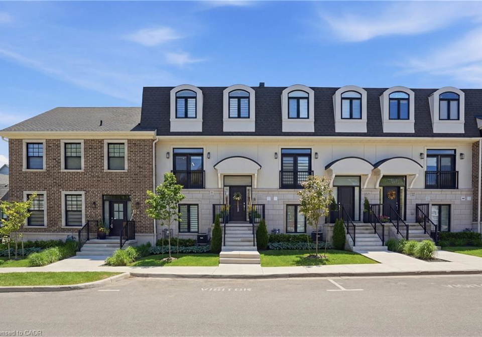 24-willow-bank-common-st-catharines-ontario-40835710