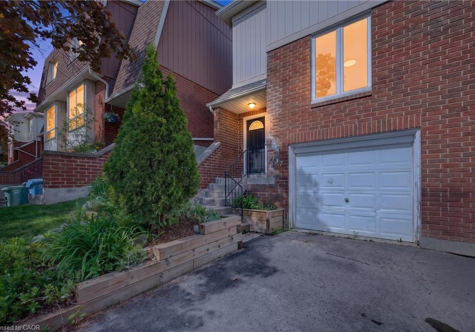 137-dovercliffe-road-guelph-ontario-40835711
