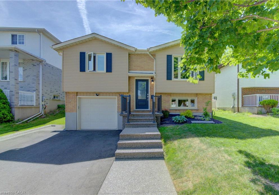 143-dawn-crescent-cambridge-ontario-40835729