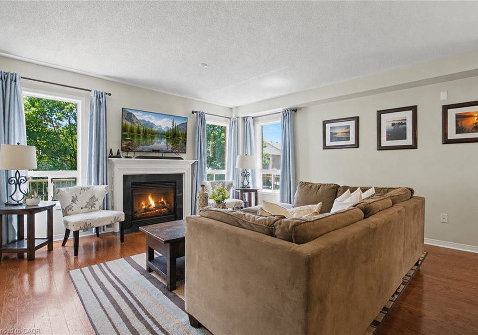5372-cachet-crescent-burlington-ontario-40835740