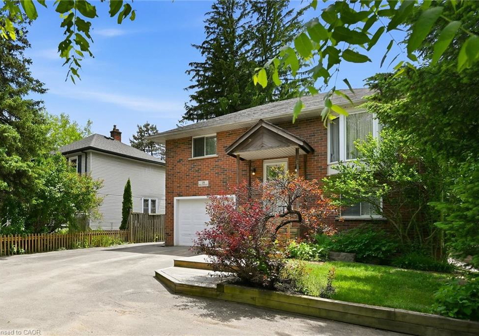 28-rousseaux-street-hamilton-ontario-40835755