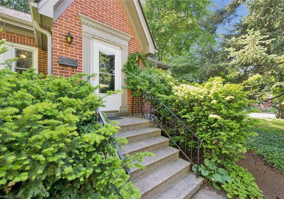 3-mccrae-boulevard-guelph-ontario-40835760