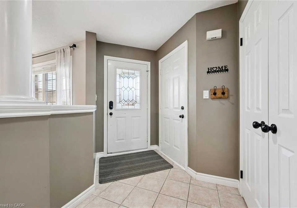 17-carroll-crescent-guelph-ontario-40835764
