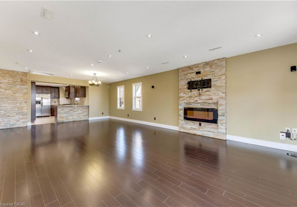 561-queen-street-s-kitchener-ontario-40835783