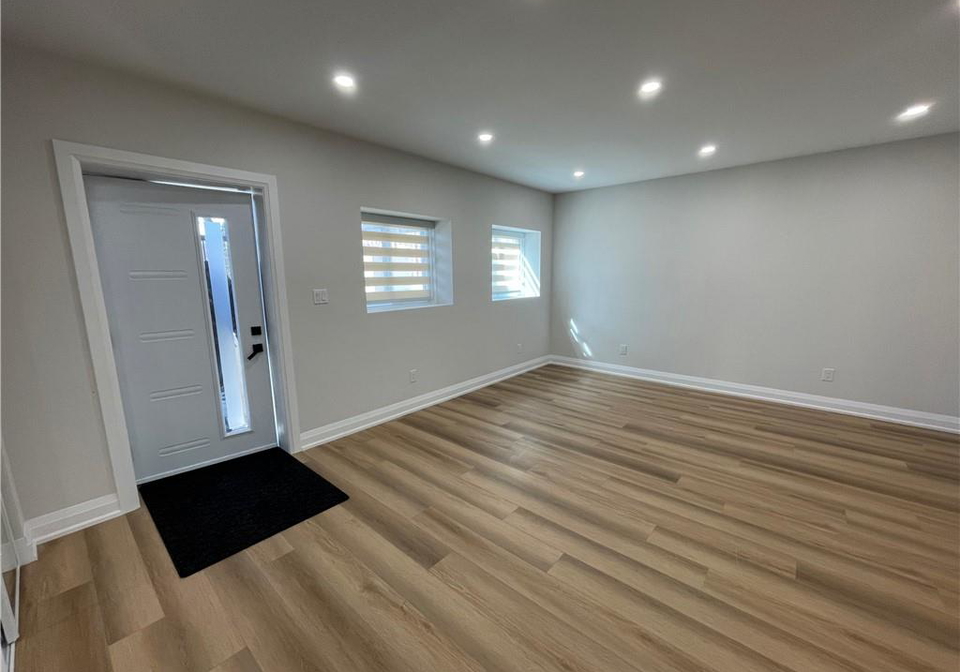 5-south-drive-kitchener-ontario-40835790