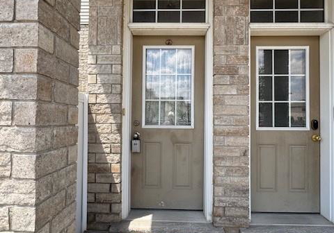 240-westmeadow-drive-kitchener-ontario-40835809