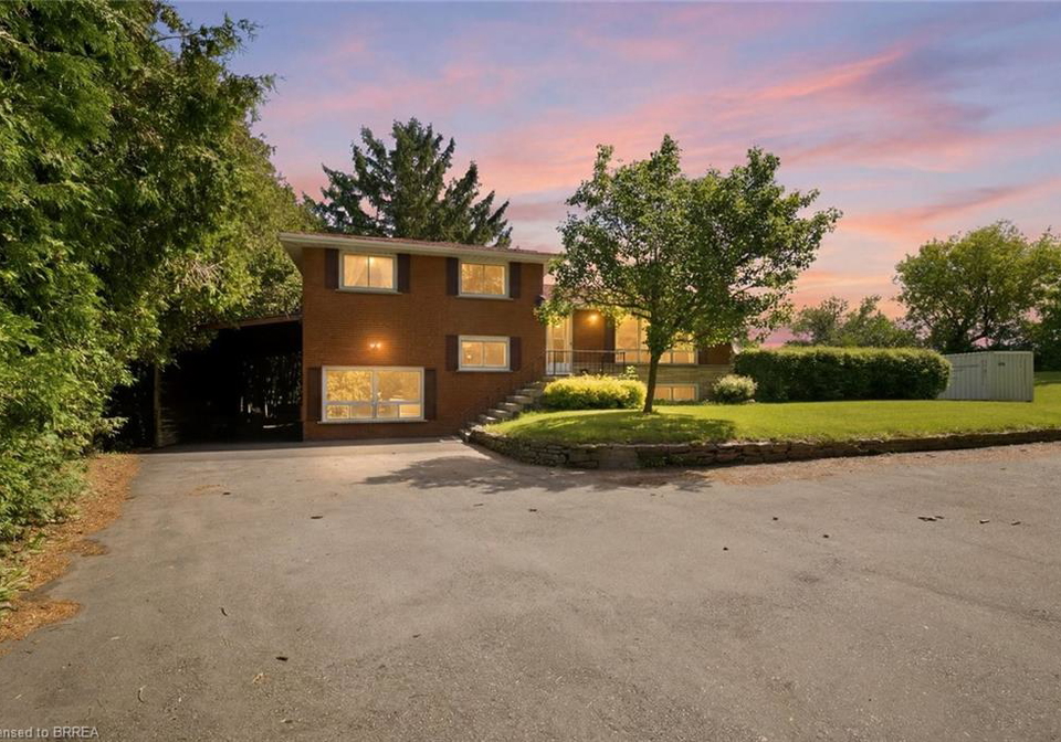 1598-highway-no-6-hamilton-ontario-40835821