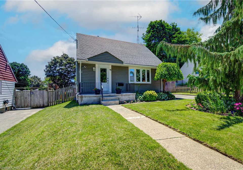 93-stewart-avenue-cambridge-ontario-40835861