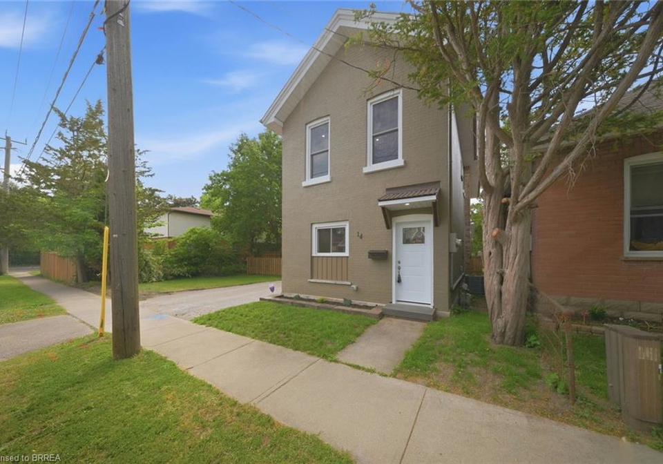 14-bond-street-brantford-ontario-40835902